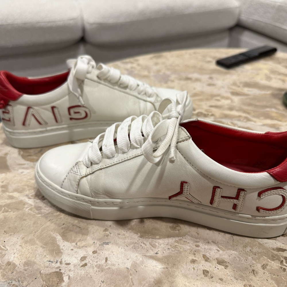 Women's White and Red Sneakers Givenchy - Picture 7 of 11